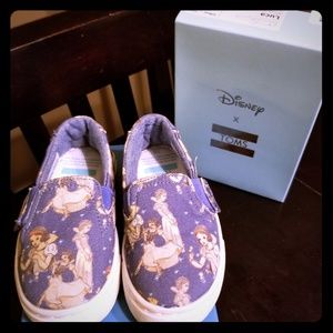 Disney Snow White toddler girl shoes